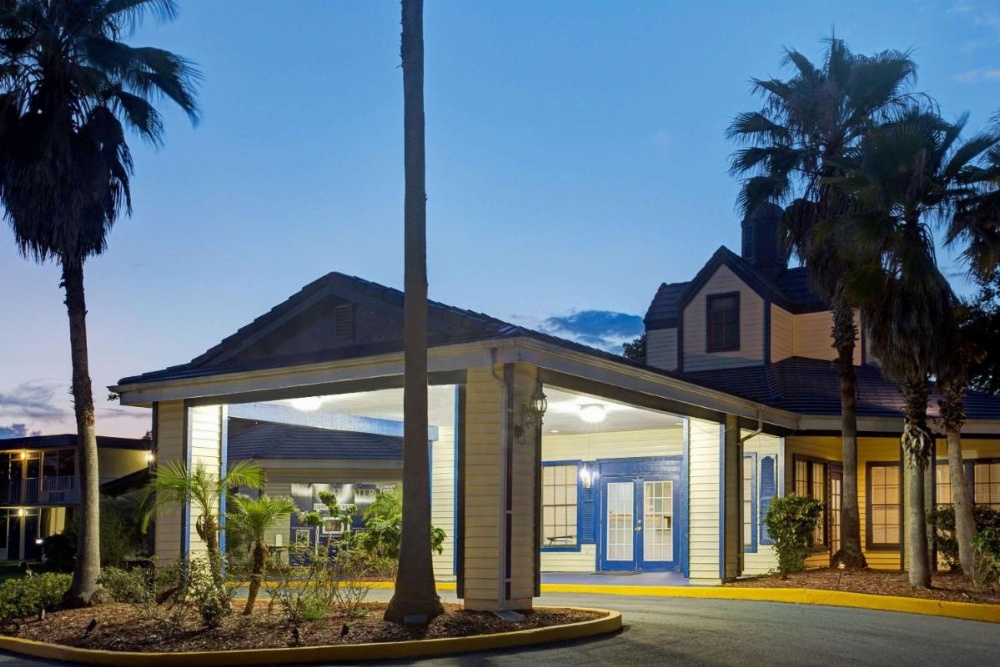 Days Inn by Wyndham Kissimmee FL Image 23